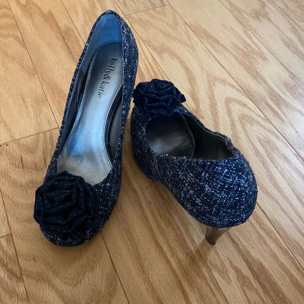 Kelly & Katie black patterned heel